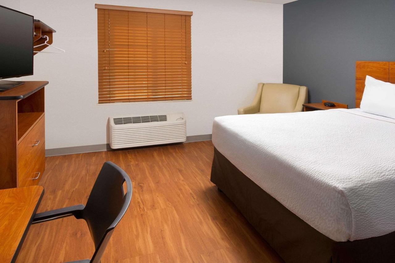 Hotel Woodspring Chicago Darien